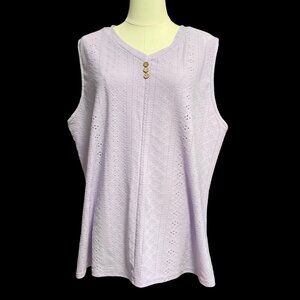 👗5/$25 - Lavender Eyelet Sleeveless Top w/ Button Details